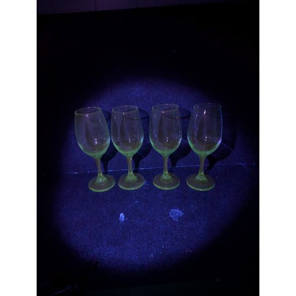 Cristar Sky Blue Wine Glasses, 13 oz Water Goblets, Sky Blue Glassware, Set of 4 - Picture 10 of 10